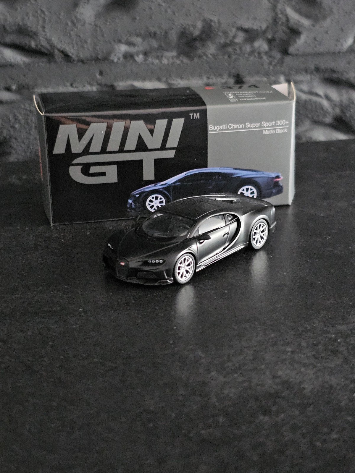Mini GT Bugatti Chiron Super Sport 300+ Mat Zwart, Ophalen of Verzenden, Nieuw, Auto