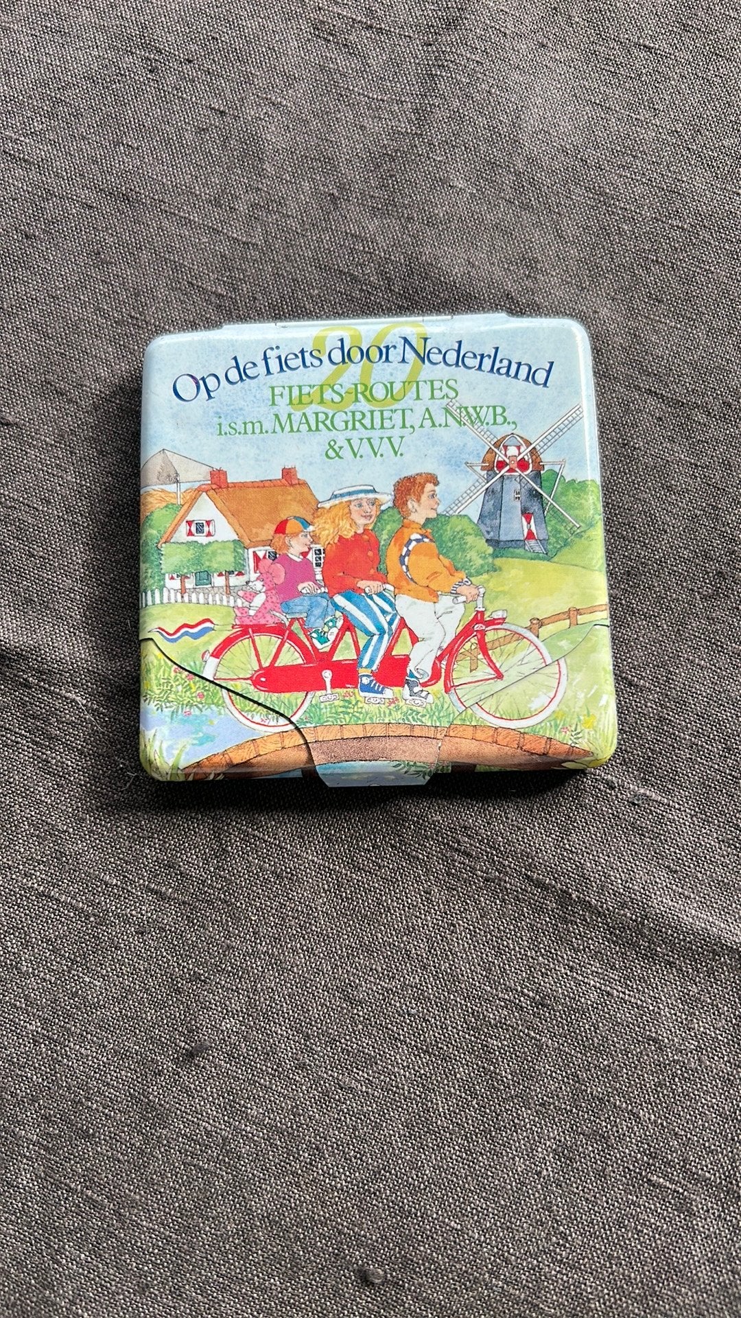 Fiets routes 1991 Anwb orgineel in blikje, Ophalen of Verzenden, Zo goed als nieuw, Overige