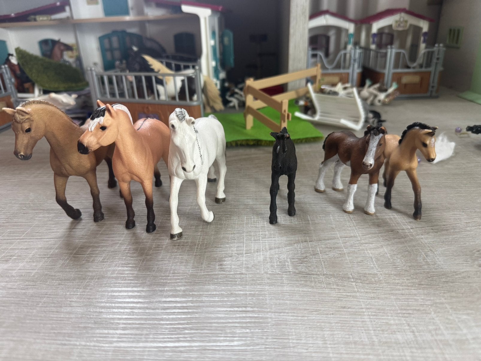 Diverse schleich paarden te koop, Ophalen, Zo goed als nieuw, Paard, Beeldje of Figuurtje