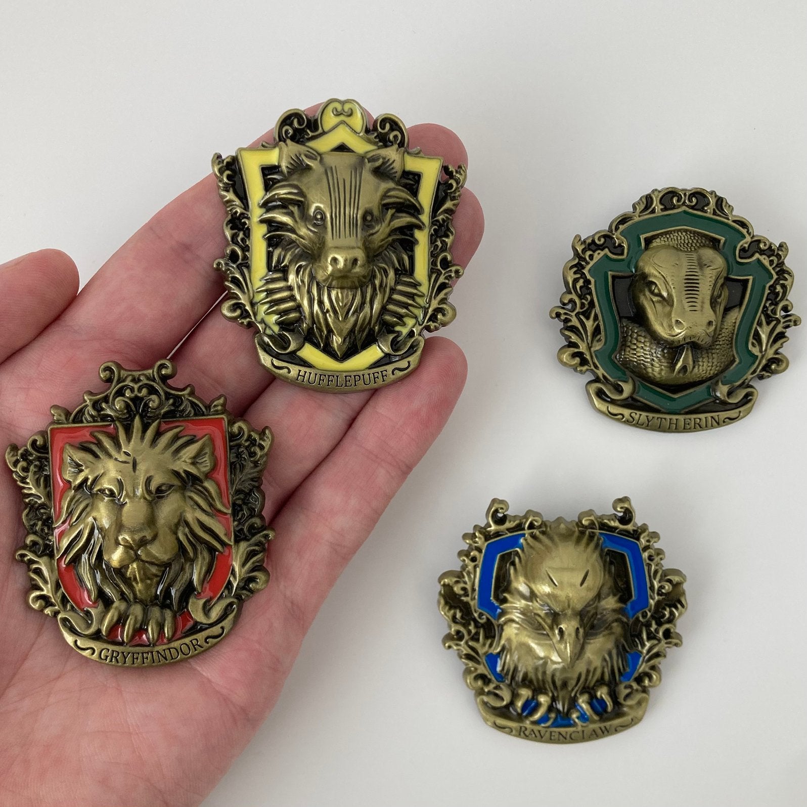 Harry Potter Pins House set, Verzamelen, Ophalen of Verzenden, Overige typen