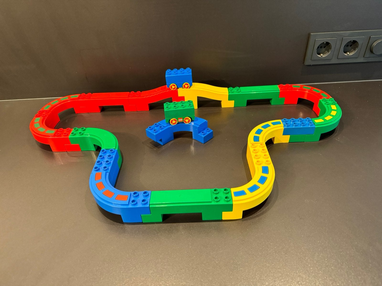 Leuke duplo race- / kartbaan, Ophalen, Zo goed als nieuw, Duplo