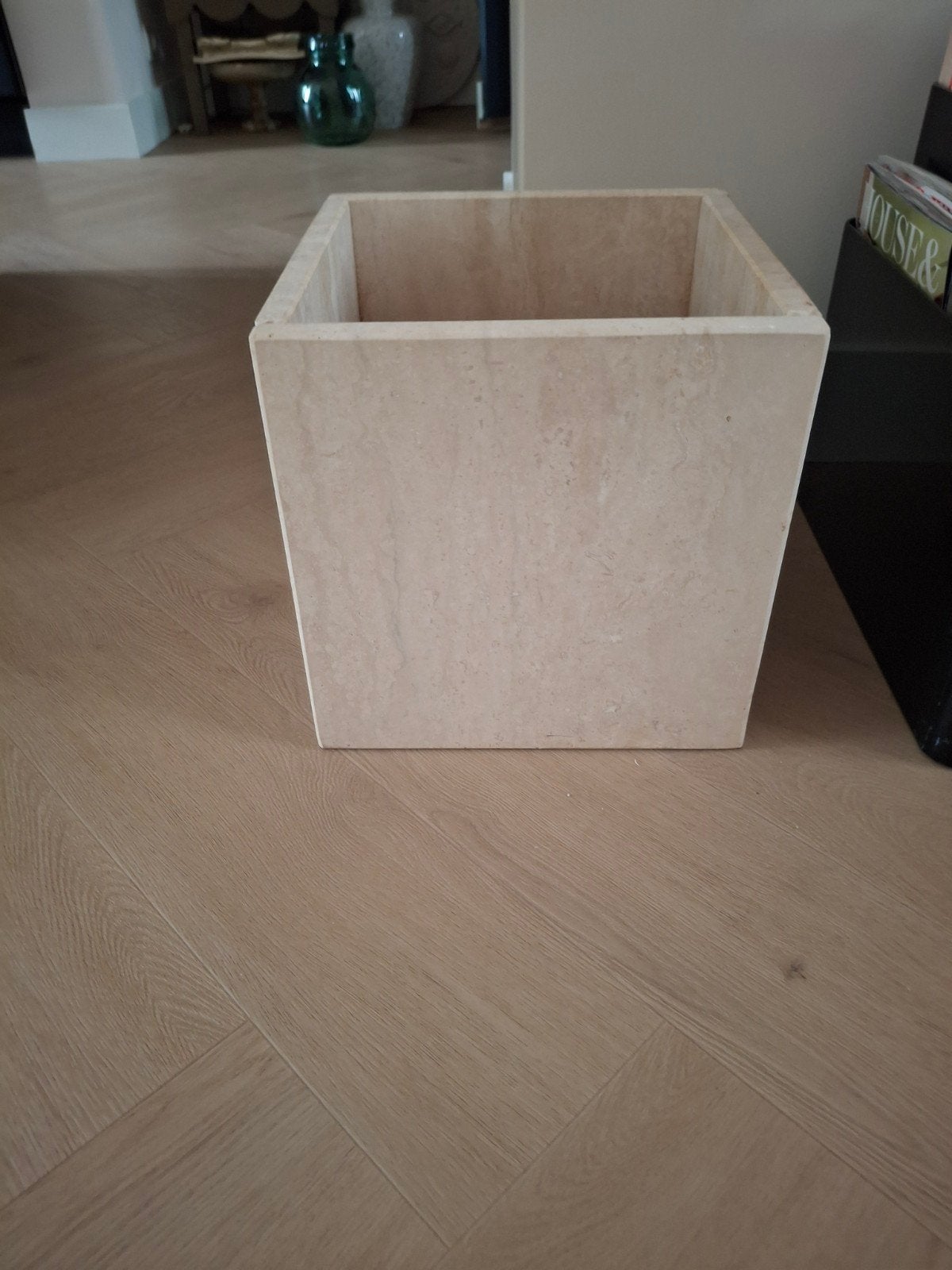 Travertin bloempot / kubus (29x29x29cm), Gebruikt, Vierkant, Binnen, Minder dan 40 cm
