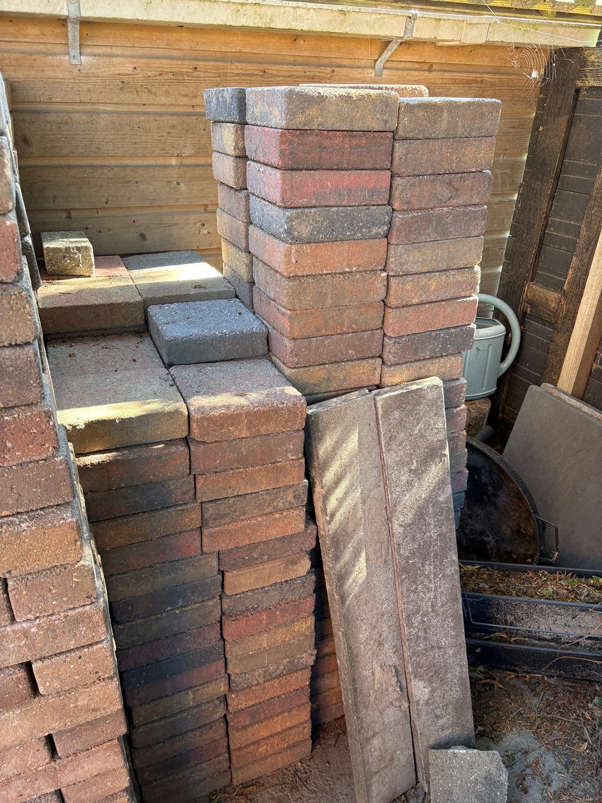 gratis Trommelstenen 340 stuks / ca. 15 m² – gekleurd by, Tuin en Terras, Ophalen, Zo goed als nieuw, Hout
