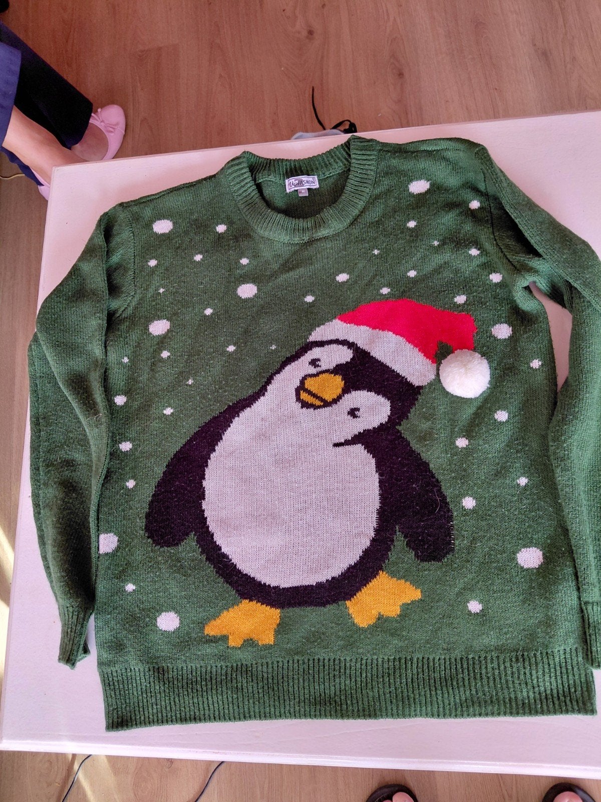 Penguin trui dames maat M kerst., Maat 38/40 (M), Up2Fashion, Ophalen of Verzenden, Gedragen