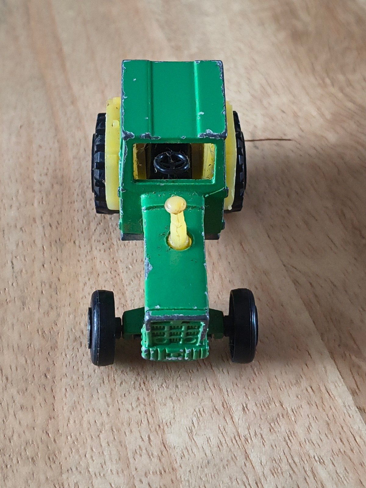 groene tractor MAJORETTE 1/63 NUMMER 208, Ophalen, Gebruikt, Tractor of Landbouw