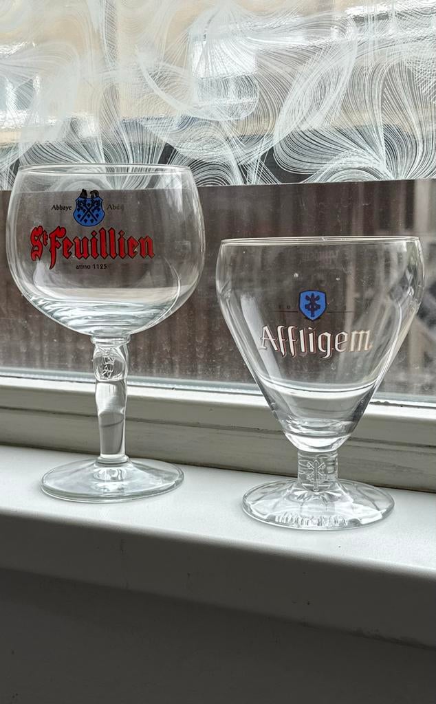 Bierglazen: St-Feuillien & Affligem (2 stuks), Verzamelen, Biermerken, Ophalen of Verzenden, Zo goed als nieuw, Glas of Glazen