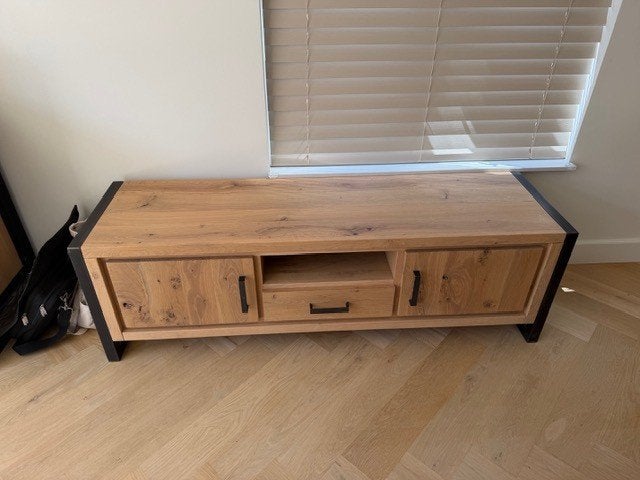 Robuust eikenhouten dressoir / TV-meubel – nieuwstaat, 150 tot 200 cm, Eikenhout, Zo goed als nieuw, Minder dan 100 cm