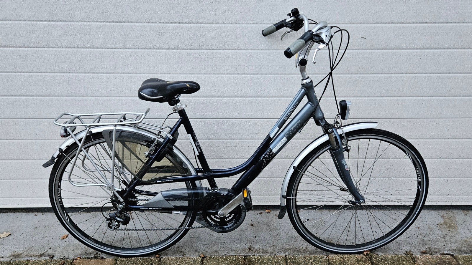Te koop,Xtrackt Bluefield damesfiets met 24 versn,frame 5, Fietsen en Brommers, 53 tot 56 cm, Zo goed als nieuw, Meer dan 20 versnellingen