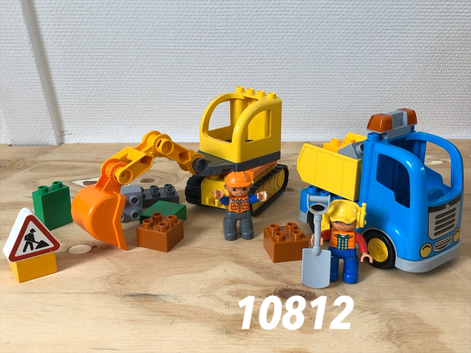 Duplo rupsband graafmachine 10812 (compleet) 12, Ophalen of Verzenden, Zo goed als nieuw, Complete set, Duplo