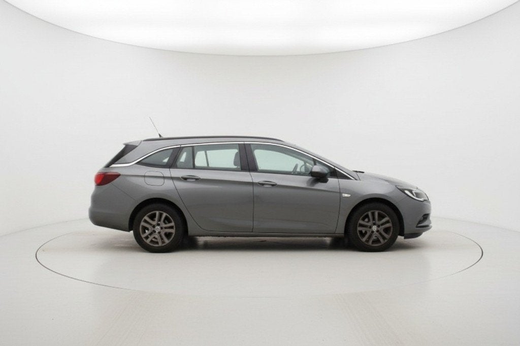 Opel ASTRA 1.6 CDTI BUSINESS+ Navi, Cruise, Trekhaak, Voorwielaandrijving, Gebruikt, Euro 6, 4 cilinders