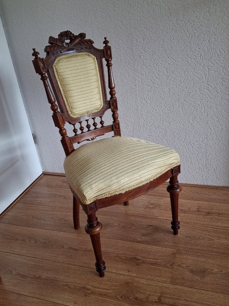 Antieke mahonie stoel (Victoriaans of Gotisch), Antiek en Kunst, Ophalen