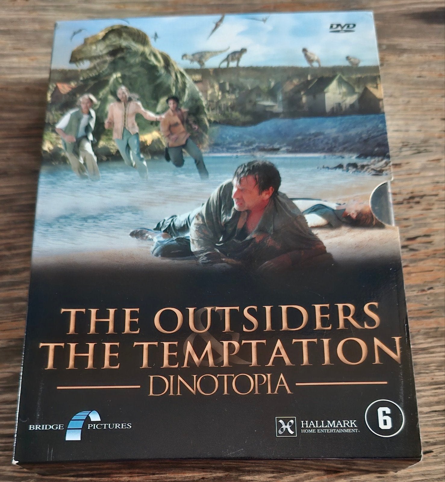 Dinotopia: The Outsiders & The Temptation DVD (2-disc), Engels, Nederlands, Ophalen of Verzenden, Zo goed als nieuw