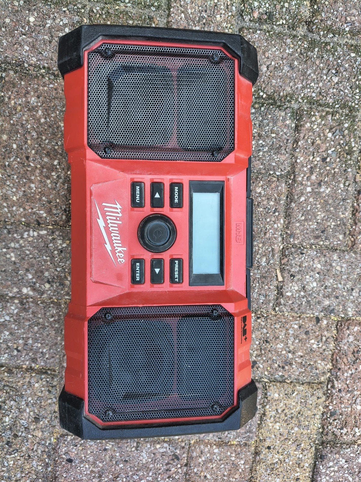 Milwaukee M18 JSRDAB+ Bouwradio 230V/Accu (zonder accu), Ophalen, Gebruikt, Bouwradio