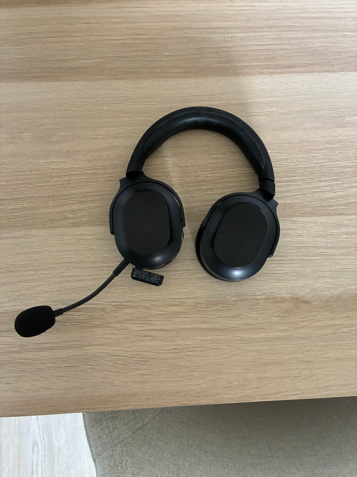 Razor headset, Ophalen, Zo goed als nieuw