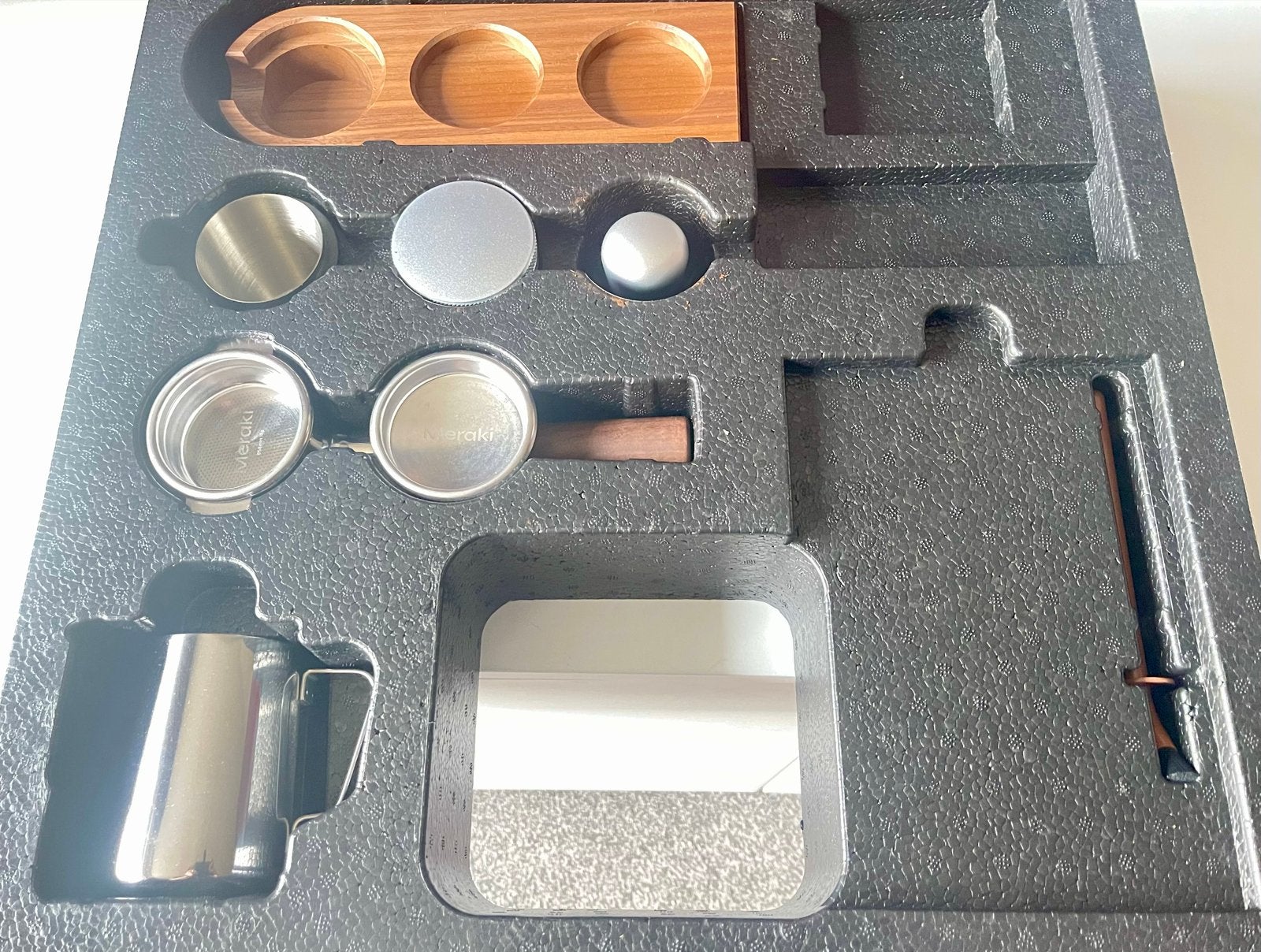 NIEUW & ONGEBRUIKT, Originele Meraki Gen 2 Accessoire Set, Stoompijpje, Gemalen koffie, Espresso apparaat, Nieuw