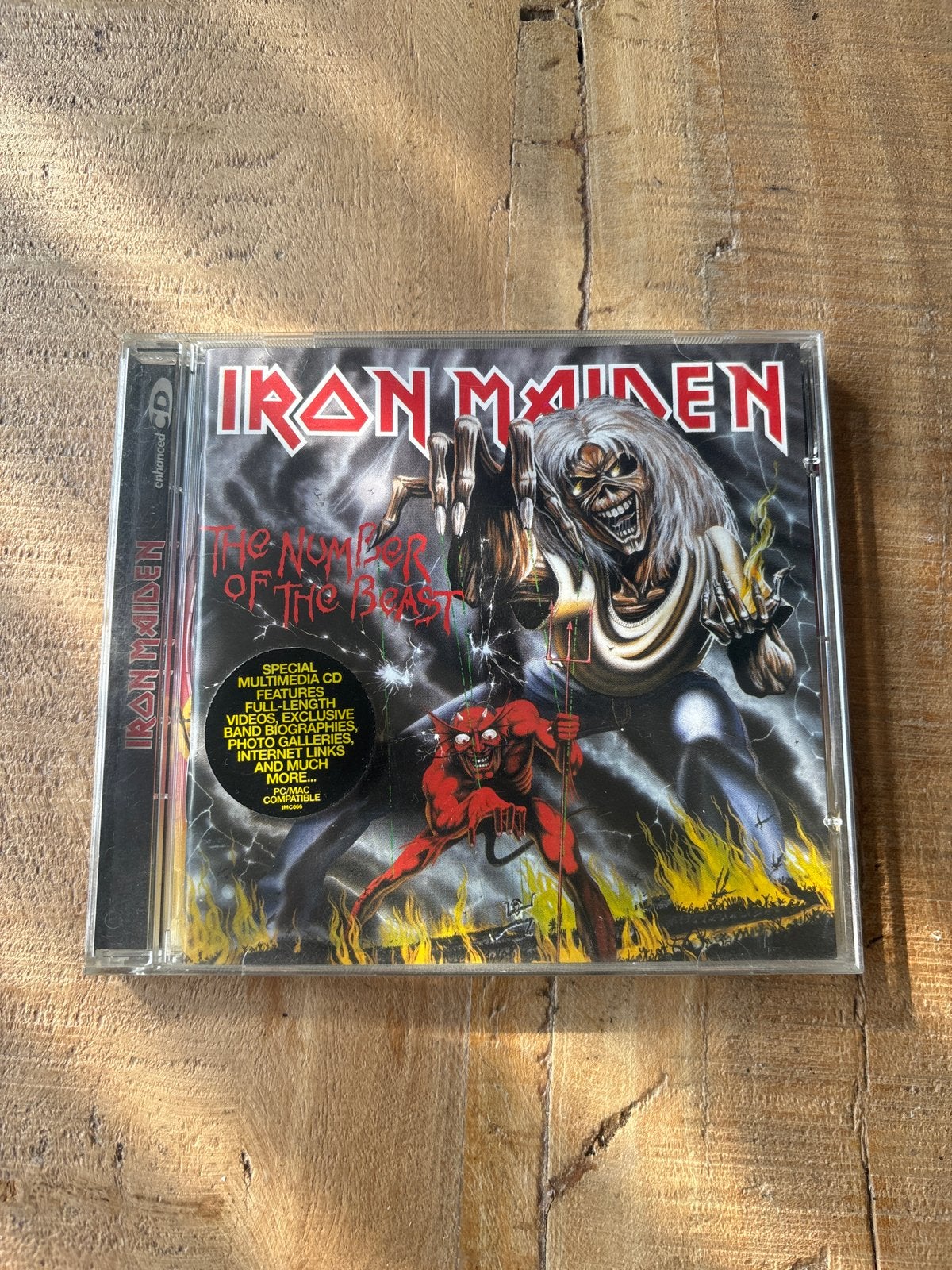 Iron Maiden - The Number of the Beast CD (Enhanced), Heavy metal, Bonusmateriaal, Ophalen of Verzenden, Zo goed als nieuw