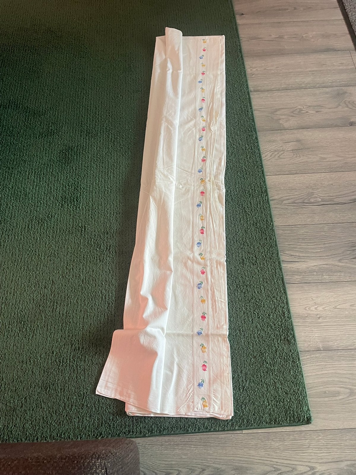 Mooi wit 1-pers. Retro Laken met Bloemenrand /225 bij 140 cm, Ophalen, Huis en Inrichting