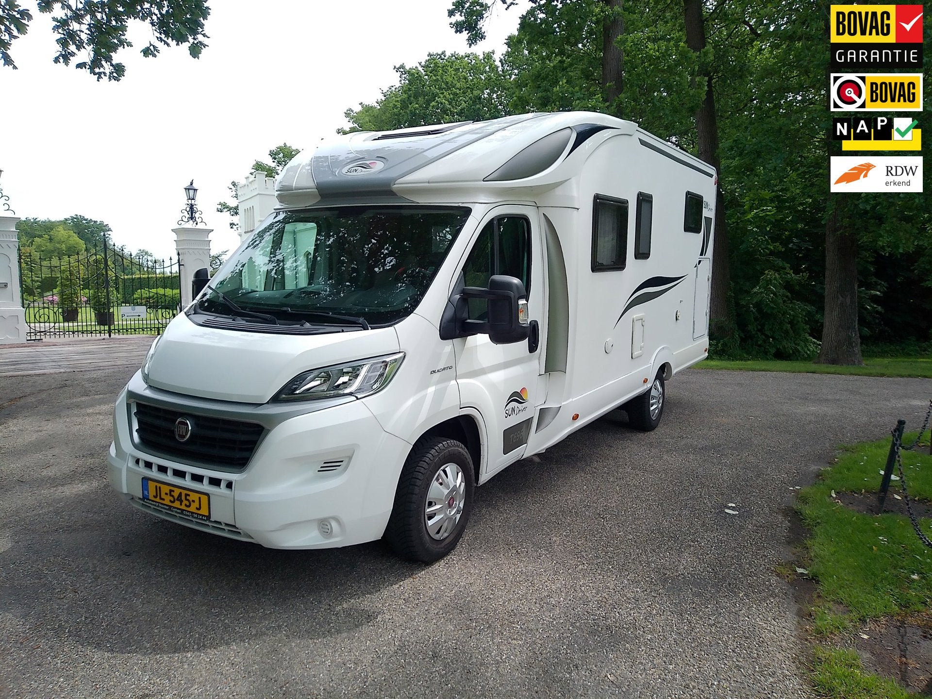 Caravans And Camping Pla