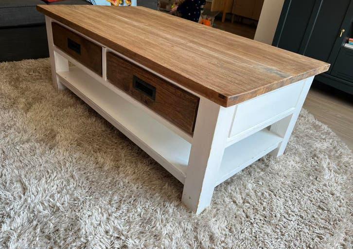Houten salontafel met 2 lades, Ophalen, 100 tot 150 cm, Zo goed als nieuw, Minder dan 100 cm