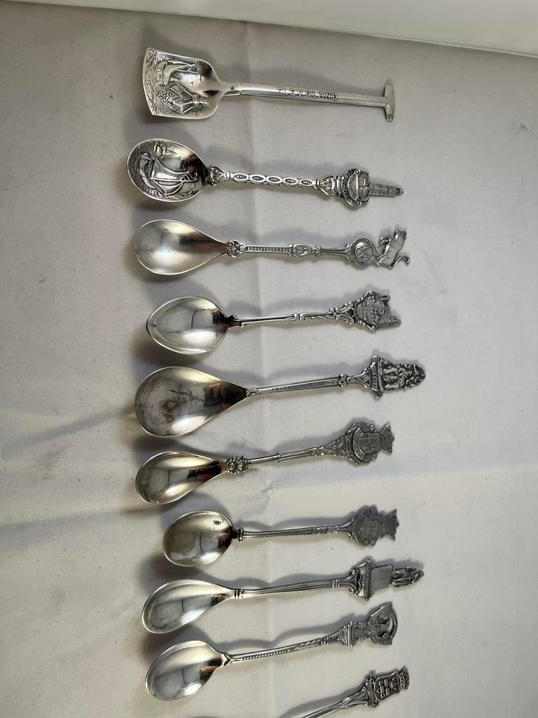 Antieke verzilverde theelepeltjes - Diverse motieven, Ophalen of Verzenden