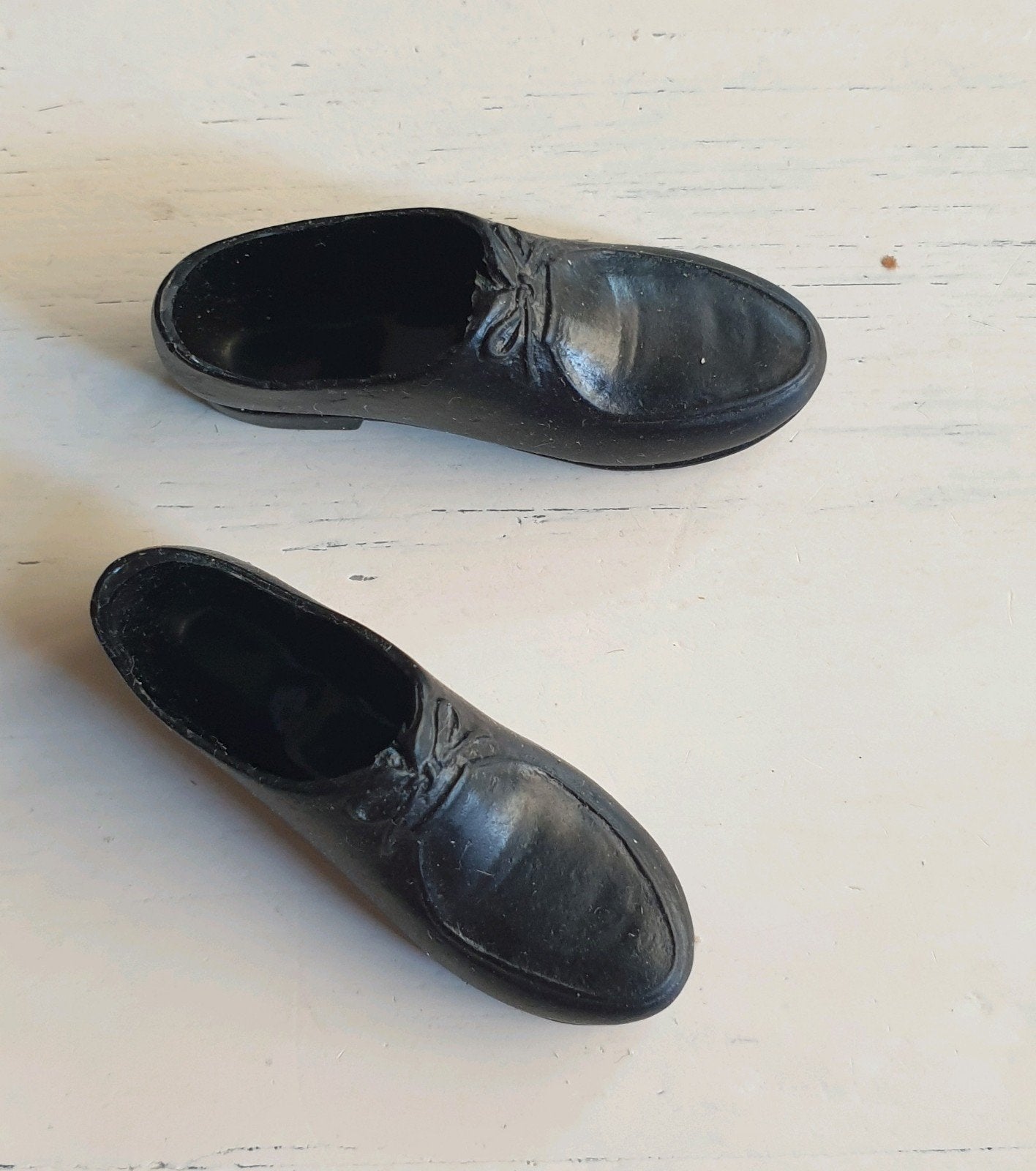 (Barbie ) KEN zwarte flexibele schoenen japan gemerkt, Ophalen of Verzenden, Accessoires