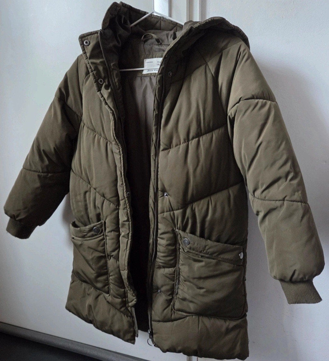 Zara groene winterjas maat 140, Gebruikt, Jongen of Meisje, Ophalen of Verzenden, Zara