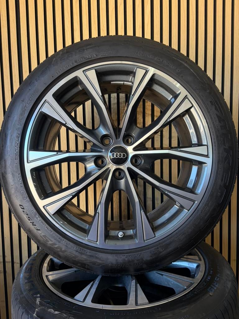 Originele 19” Audi A6 S6 C8 C9 4K 4P Zomerbanden Zomerset, 19 inch, Audi, 245 mm, .