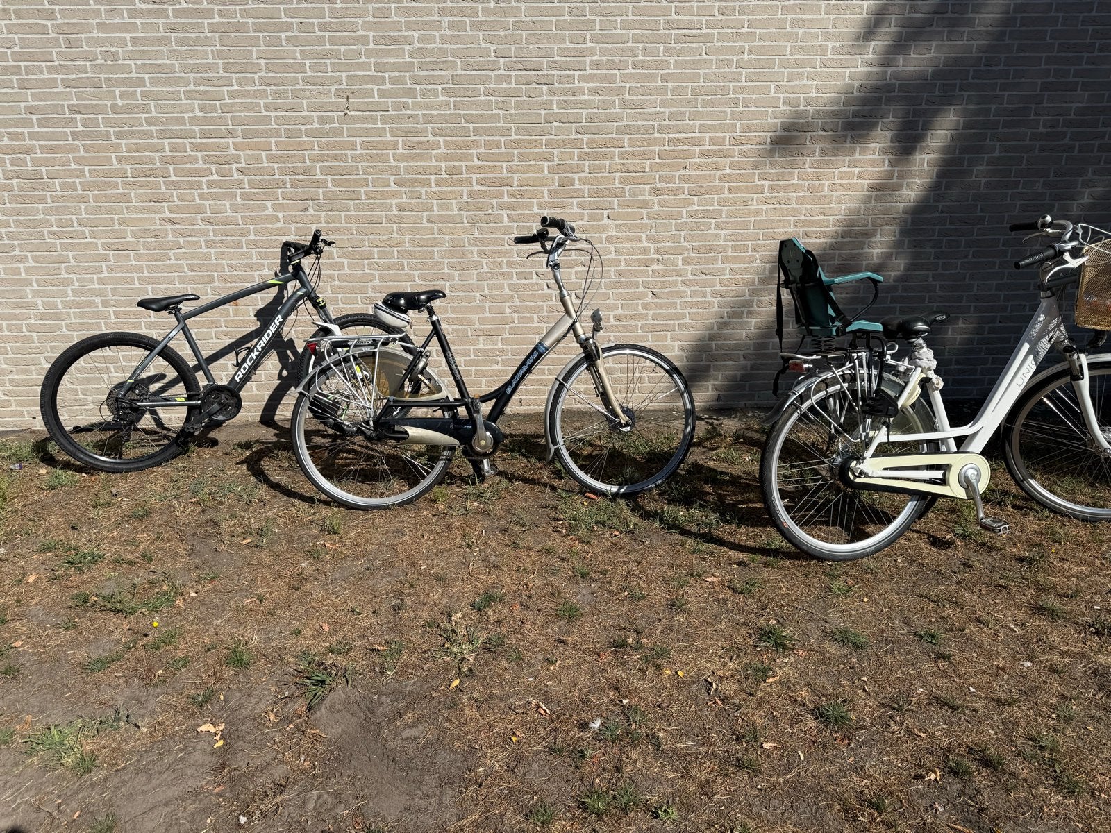 Drie fietsen: mountainbike, Batavus en Union, Ophalen, 28 inch, Gebruikt, Vering