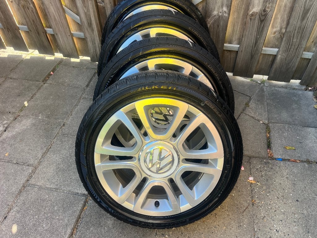 VW Up! Seat Mii Citigo velgen all-season banden 185 50 R16, Ophalen, Gebruikt