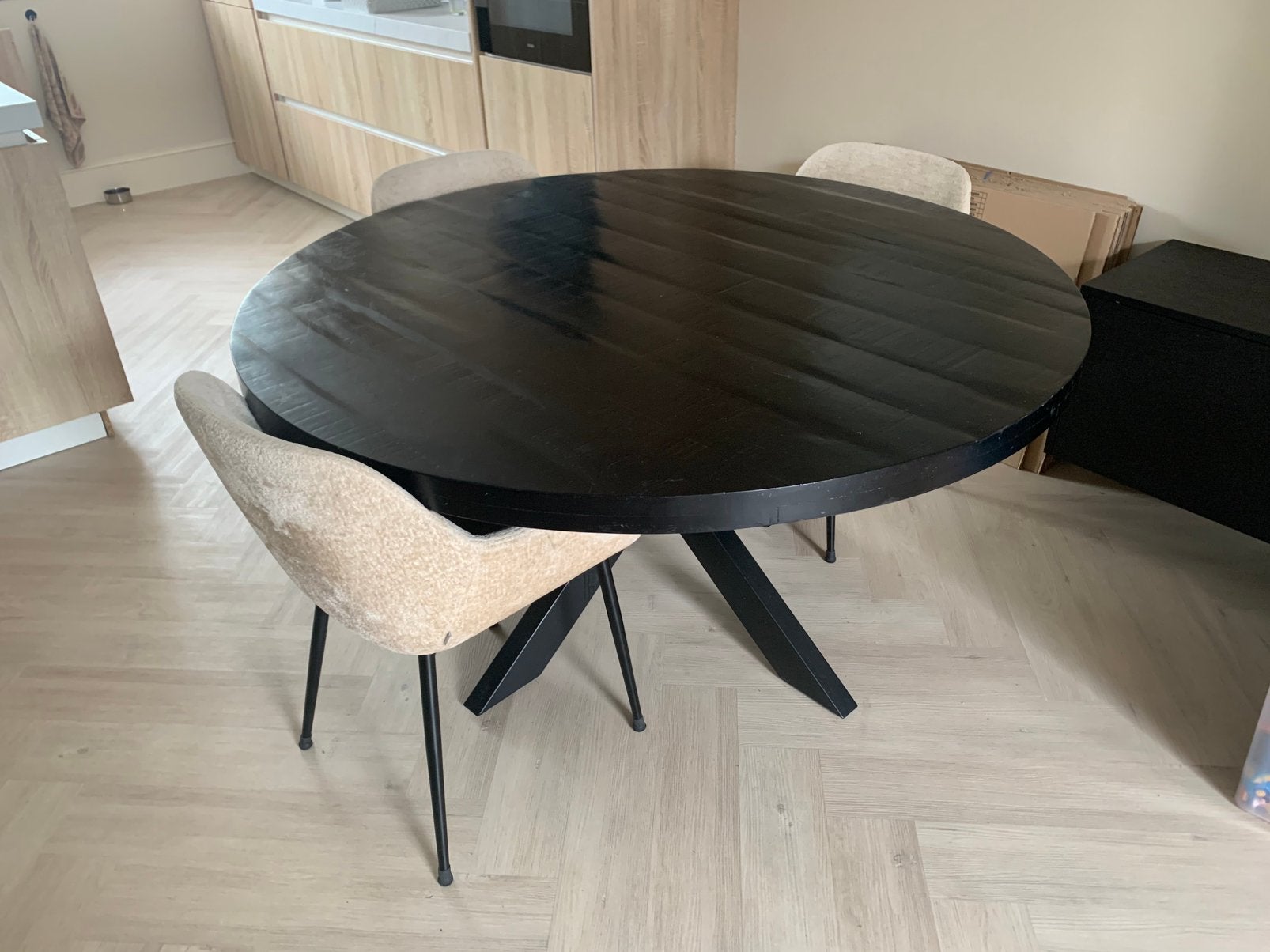 Loods 5 Eetkamertafel rond, Gebruikt, Rond, Vijf personen of meer, Ophalen