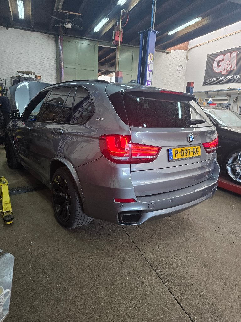 BMW X5 Xdrive40e Iperformance 313pk Aut 2018 Grijs, Auto's, X5, Vierwielaandrijving, SUV of Terreinwagen, 29 km/l