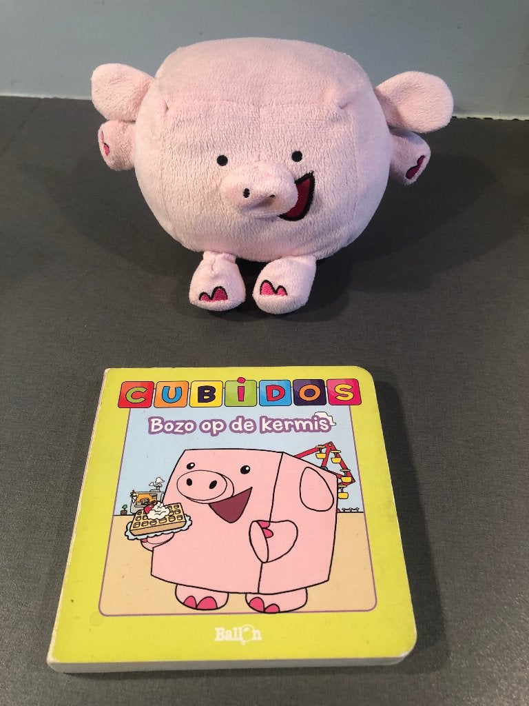 Cubidos Bozo op de kermis boekje met knuffel van Bozo, Boeken, Ophalen, Zo goed als nieuw, Fictie algemeen, Voorleesboek