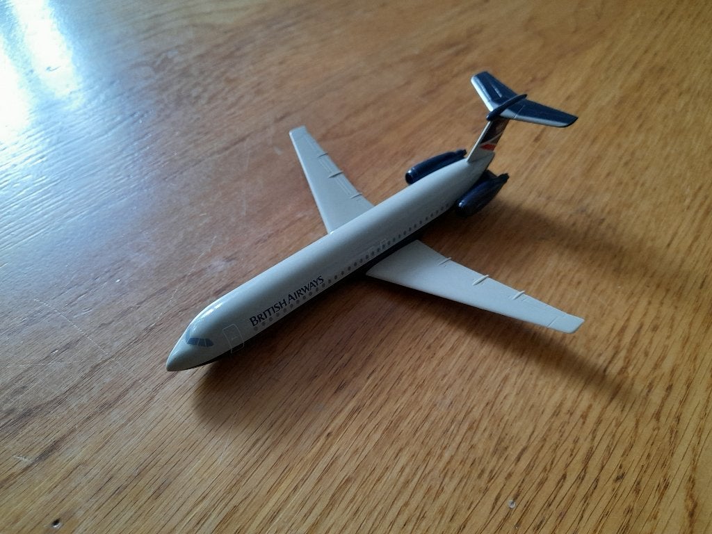 BAC One-Eleven British Airways, Hobby en Vrije tijd, Modelbouw | Vliegtuigen en Helikopters, Zo goed als nieuw, Vliegtuig, 1:144 tot 1:200