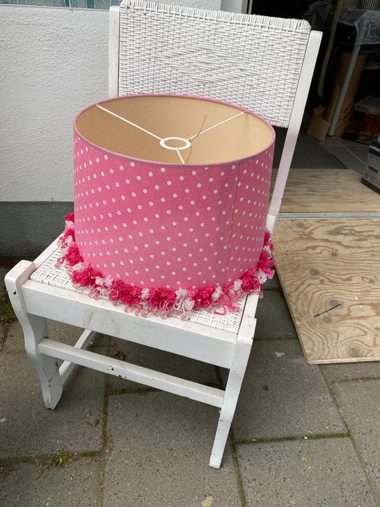 Rose bliemtjes kraaltjes hang lamp, Huis en Inrichting, Lampen | Lampenkappen, Ophalen of Verzenden, Zo goed als nieuw, Rond