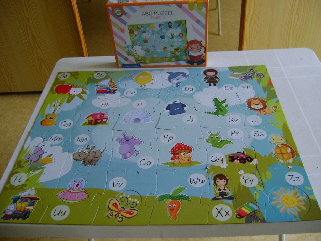 a/b/c puzzel 50x60 voor 3+ compleet maar 1 stuk beschadigd, Ophalen of Verzenden, 10 tot 50 stukjes, Gebruikt, 2 tot 4 jaar