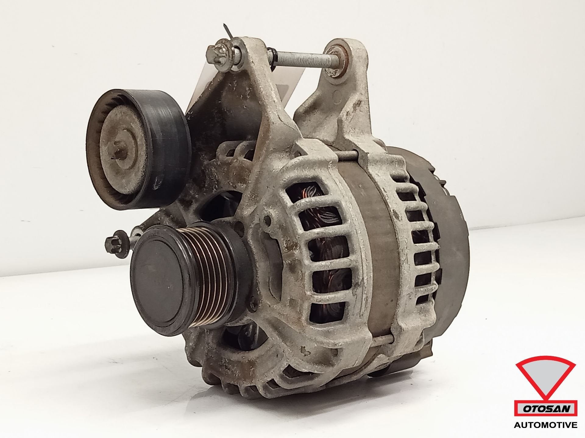 Mercedes C Klasse W204 Dynamo 150A A0009062003, Auto-onderdelen, Gebruikt, Mercedes-Benz AG, Mercedes-Benz, Ophalen of Verzenden