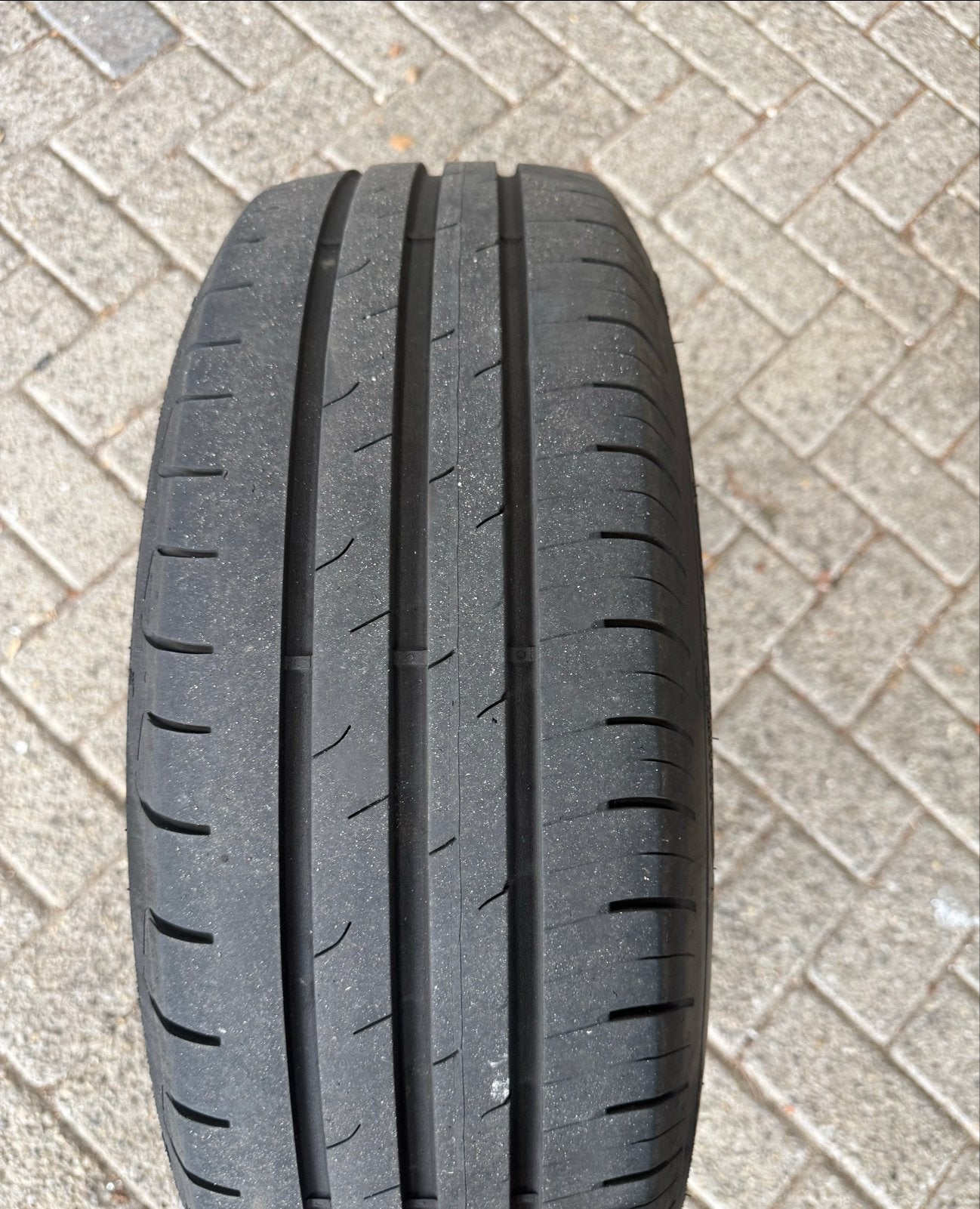 15 inch zomerbanden met wieldoppen voor Golf 7, Auto-onderdelen, Ophalen, Gebruikt, 15 inch, Banden en Velgen