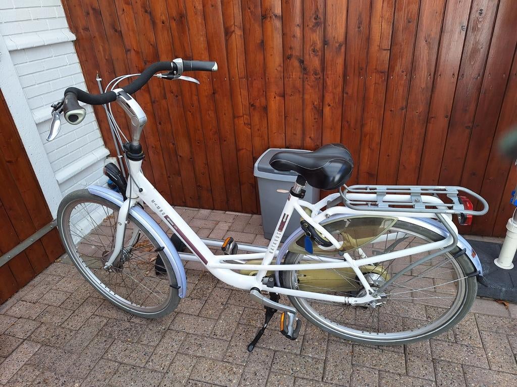 Batavus Mambo Damesfiets - Comfortabel en Betrouwbaar, Fietsen en Brommers, Fietsen | Dames | Damesfietsen, Ophalen, Velgrem, Batavus