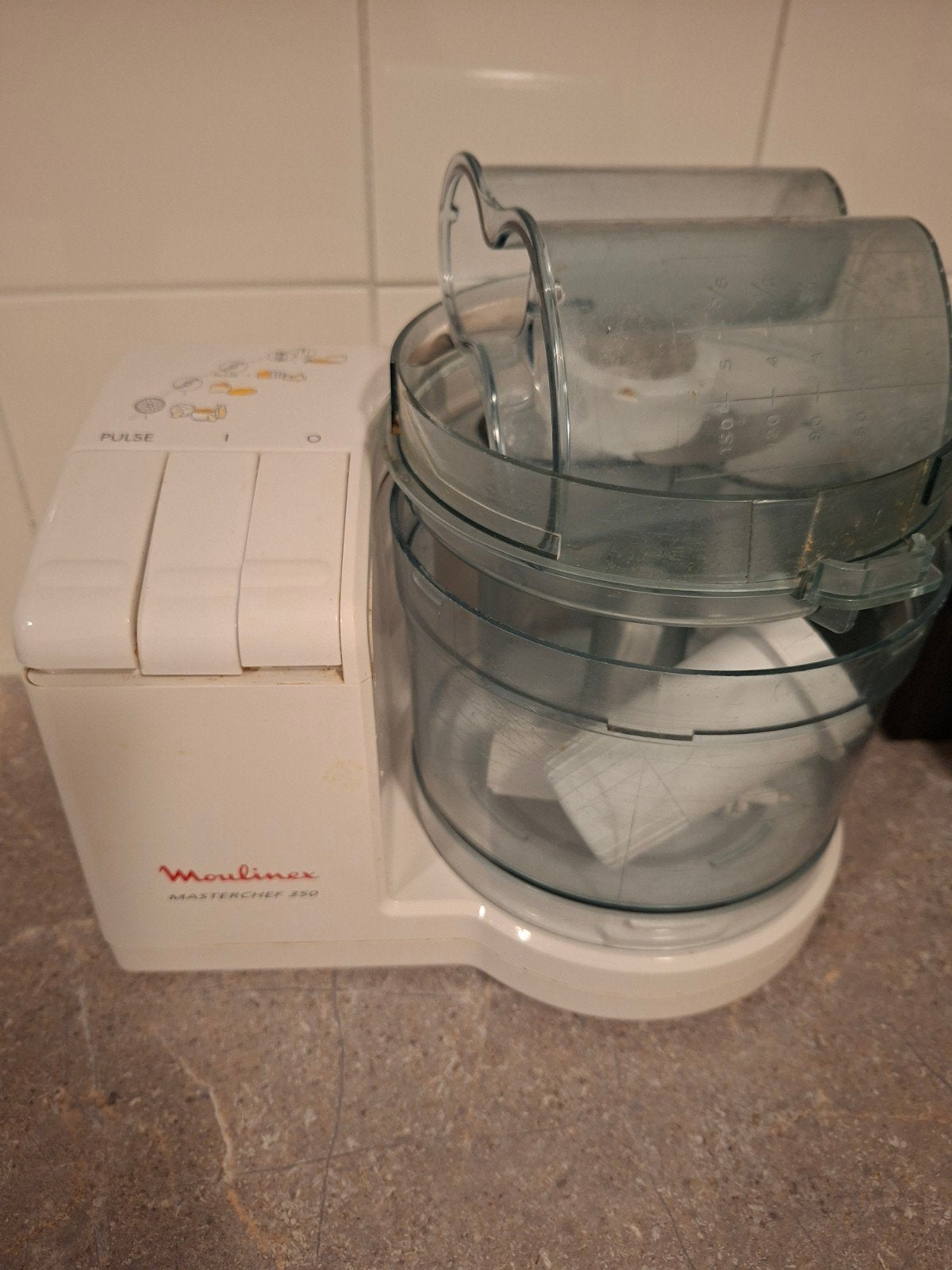 Moulinex Masterchef 250 Keukenmachine, Gebruikt, 1 tot 2 liter, 3 snelheden of meer, Ophalen of Verzenden