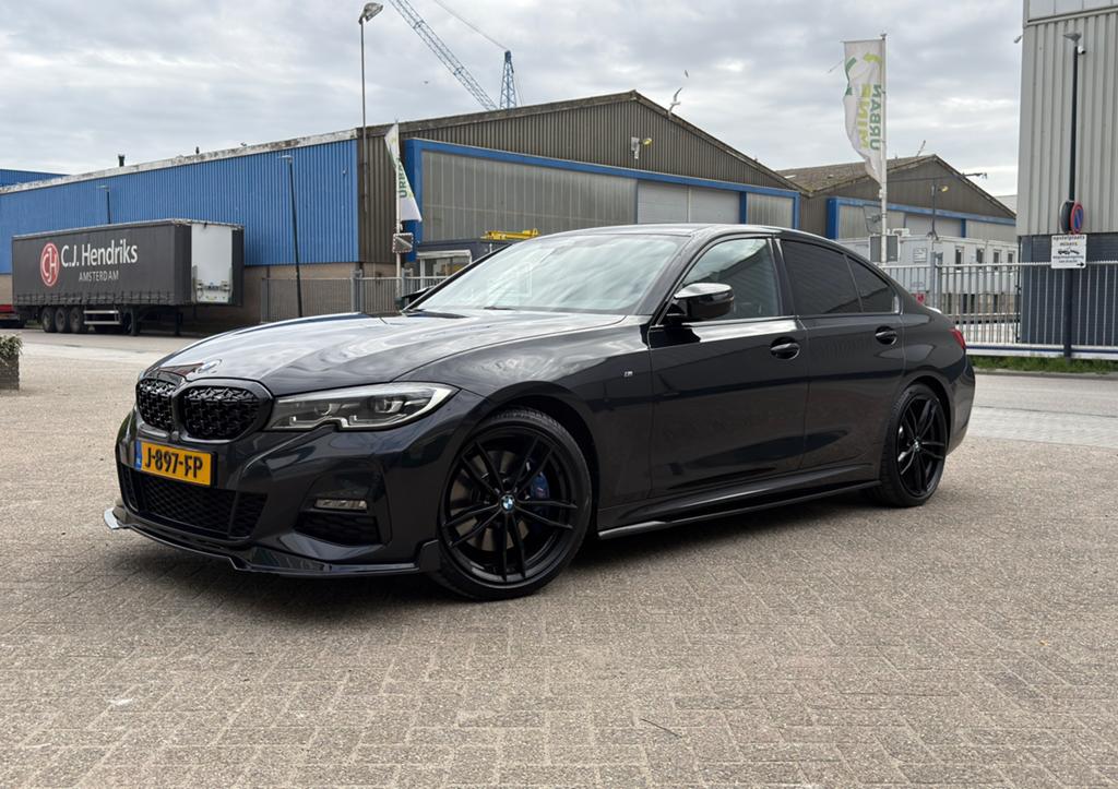 BMW 3-Serie 330i M Sport | Premium Selection | HK, Auto's, Automaat, 1998 cc, Achterwielaandrijving, Zwart