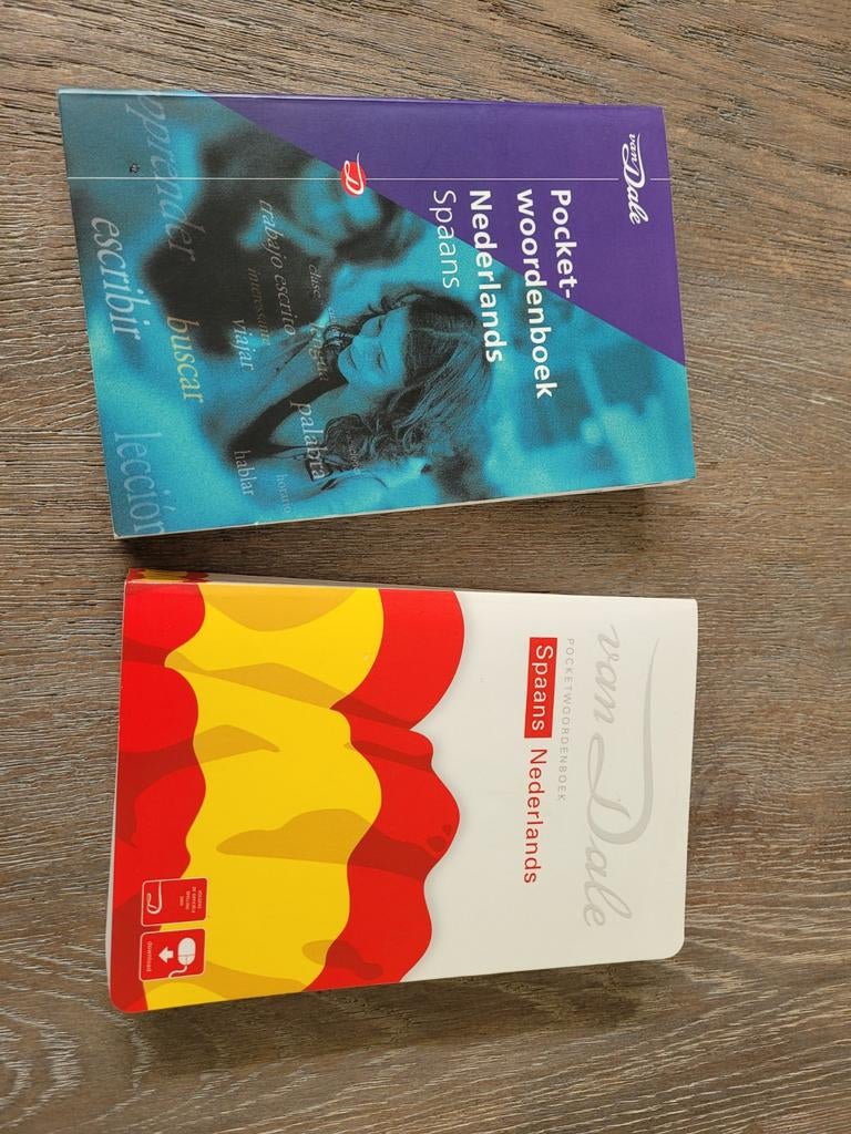 Van Dale Pocketwoordenboek Nederlands-Spaans, Boeken, Spaans, Ophalen of Verzenden, Zo goed als nieuw, Van Dale