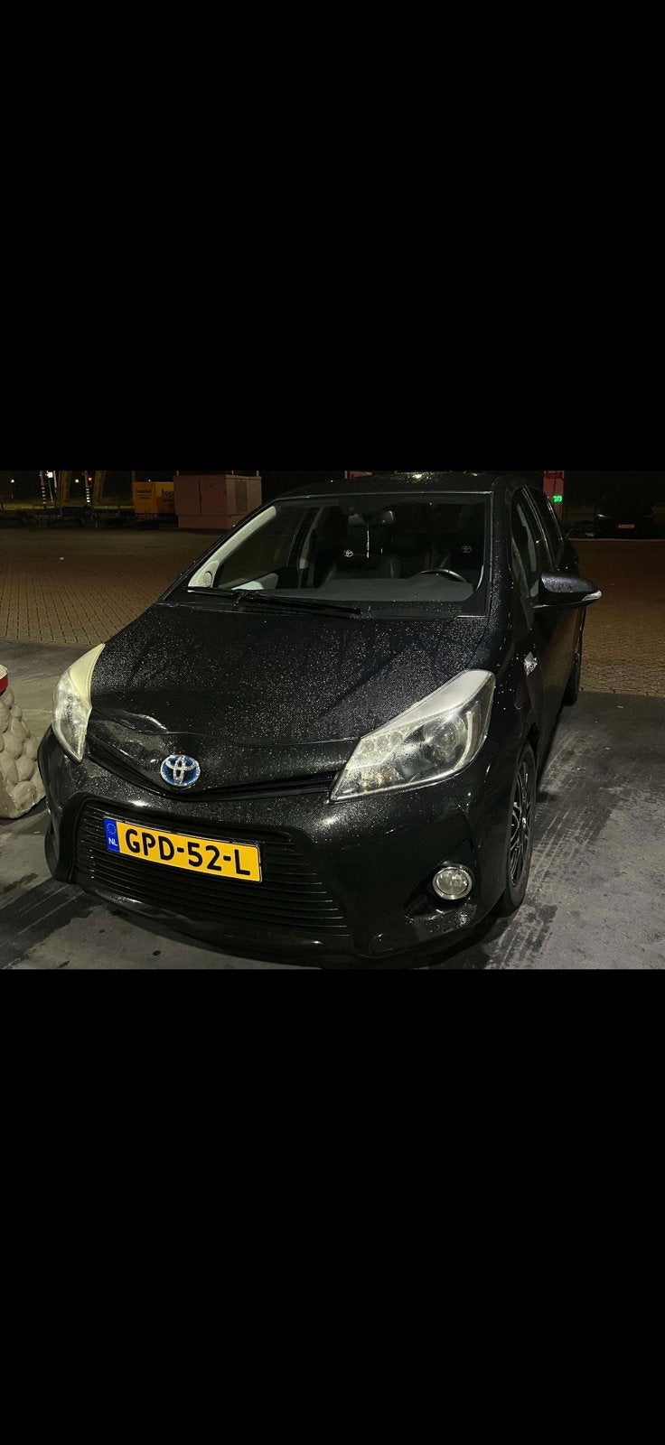 Toyota Yaris 1.5 Full Hybrid CVT 5DR 2013 Zwart PANO, 1497 cc, 74 pk, 4 cilinders, Zwart