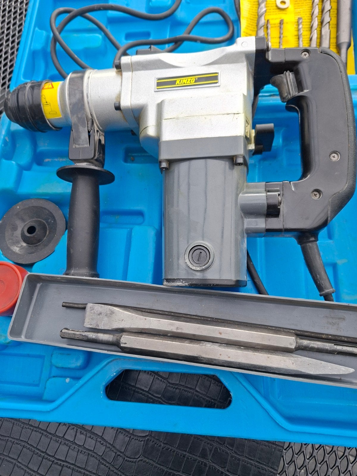 Kinzo hak en steenboor machine, Ophalen of Verzenden, Boor- en/of Breekhamer, Klopboormechanisme