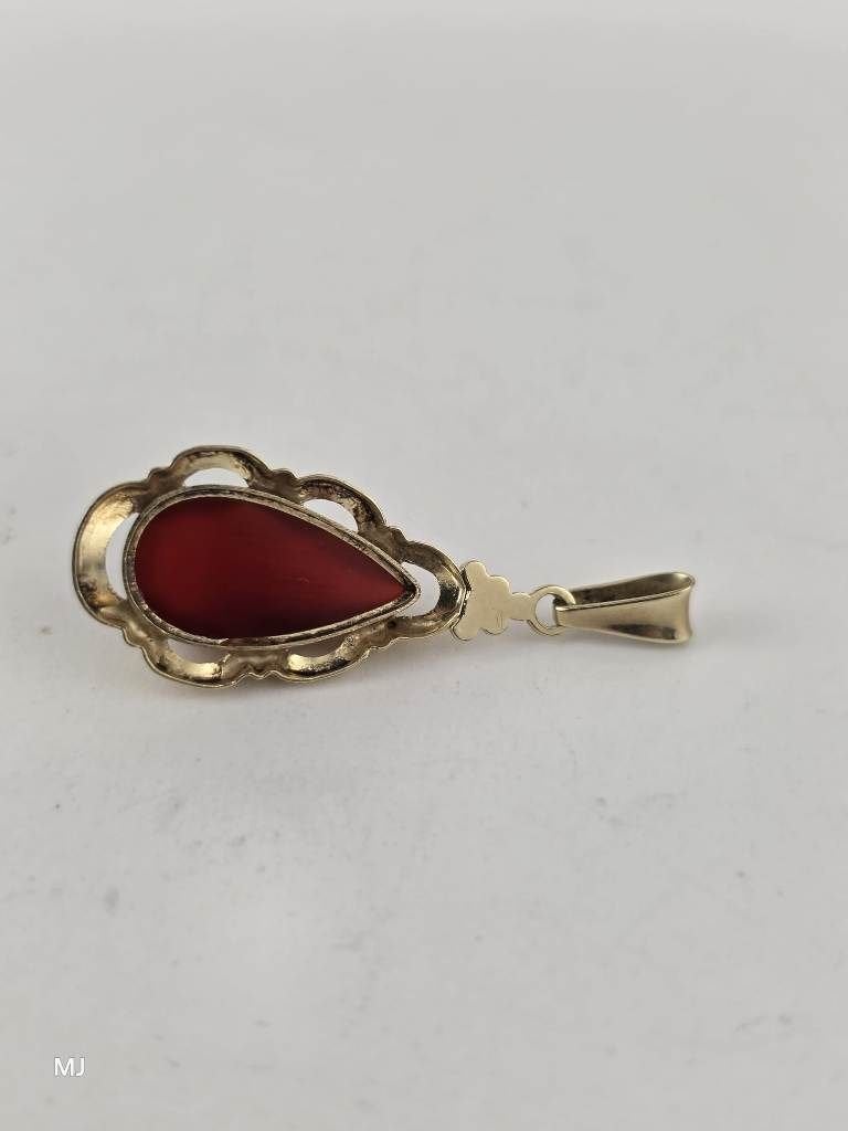 Gouden hanger carneool                                   G91, Gebruikt, ., Ophalen of Verzenden, .