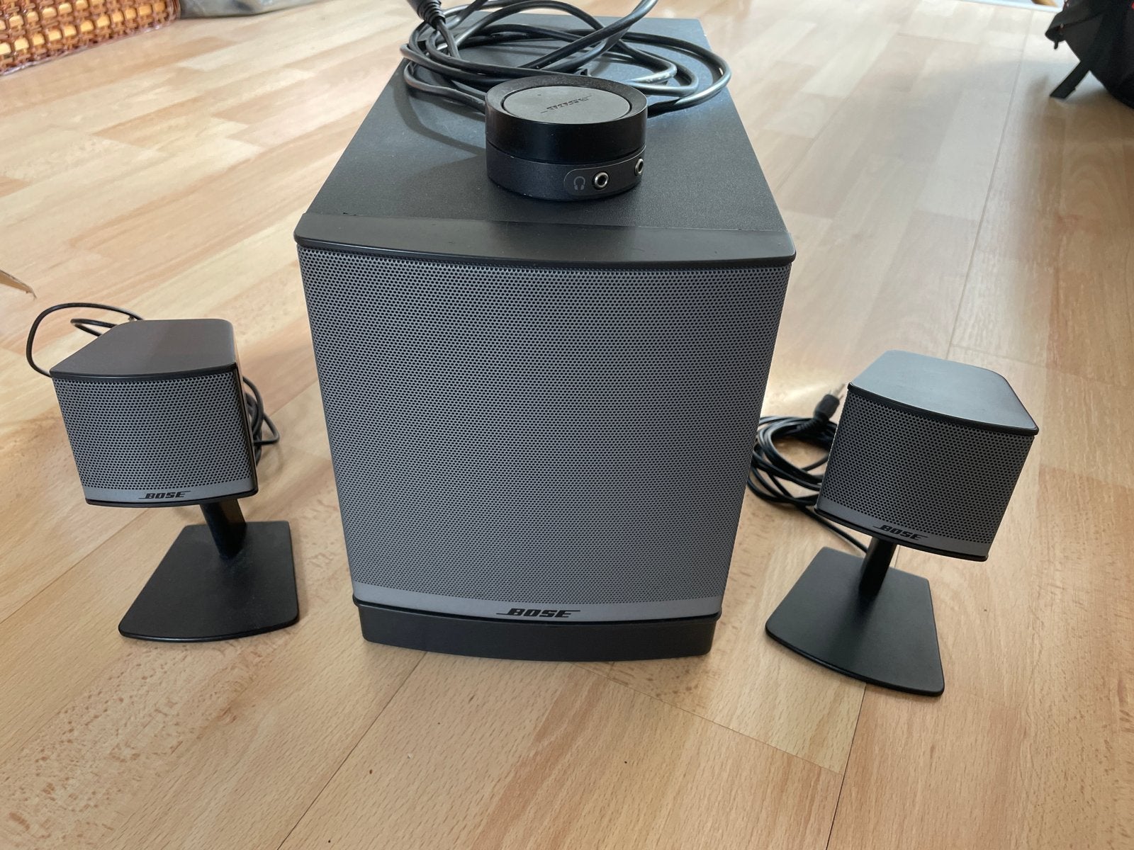 Bose Companion 3 Series Multimedia Speaker Systeem - Kraakt, Speakerset, Ophalen of Verzenden, Bose, Niet werkend