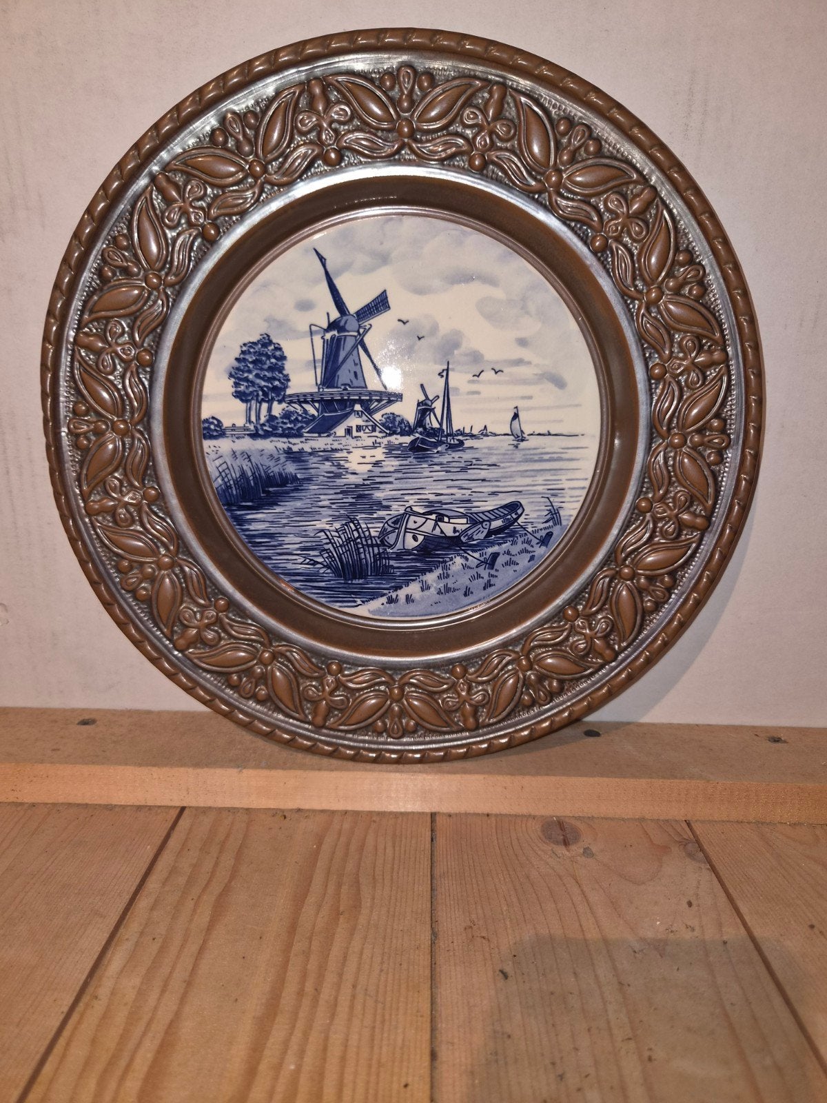 Decoratieve koperen wandplaat met Delfts blauw tafereel, Ophalen of Verzenden