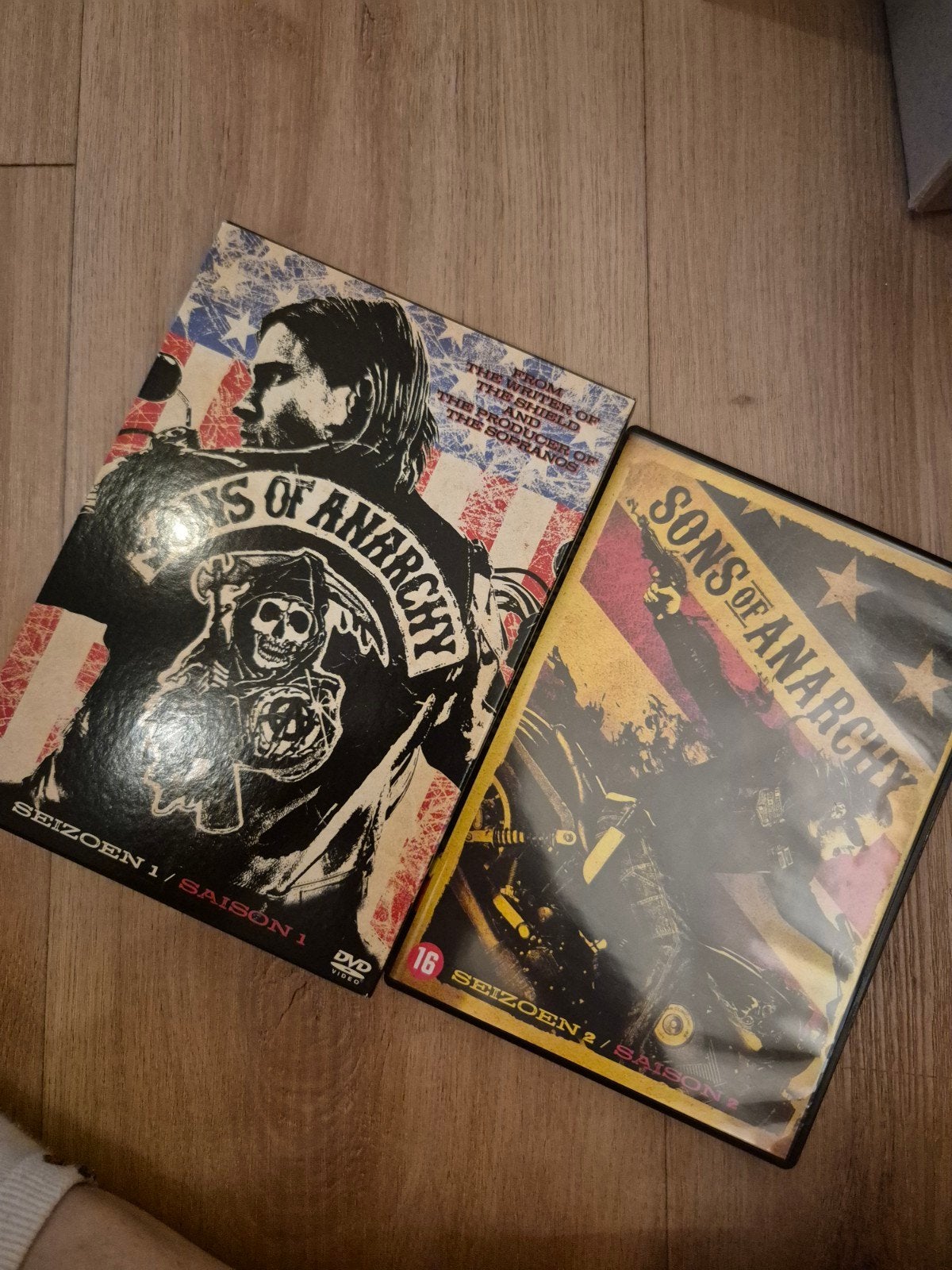 Sons of Anarchy Seizoen 1 & 2 DVD Boxset, Ophalen, Vanaf 16 jaar, Misdaad, Gebruikt
