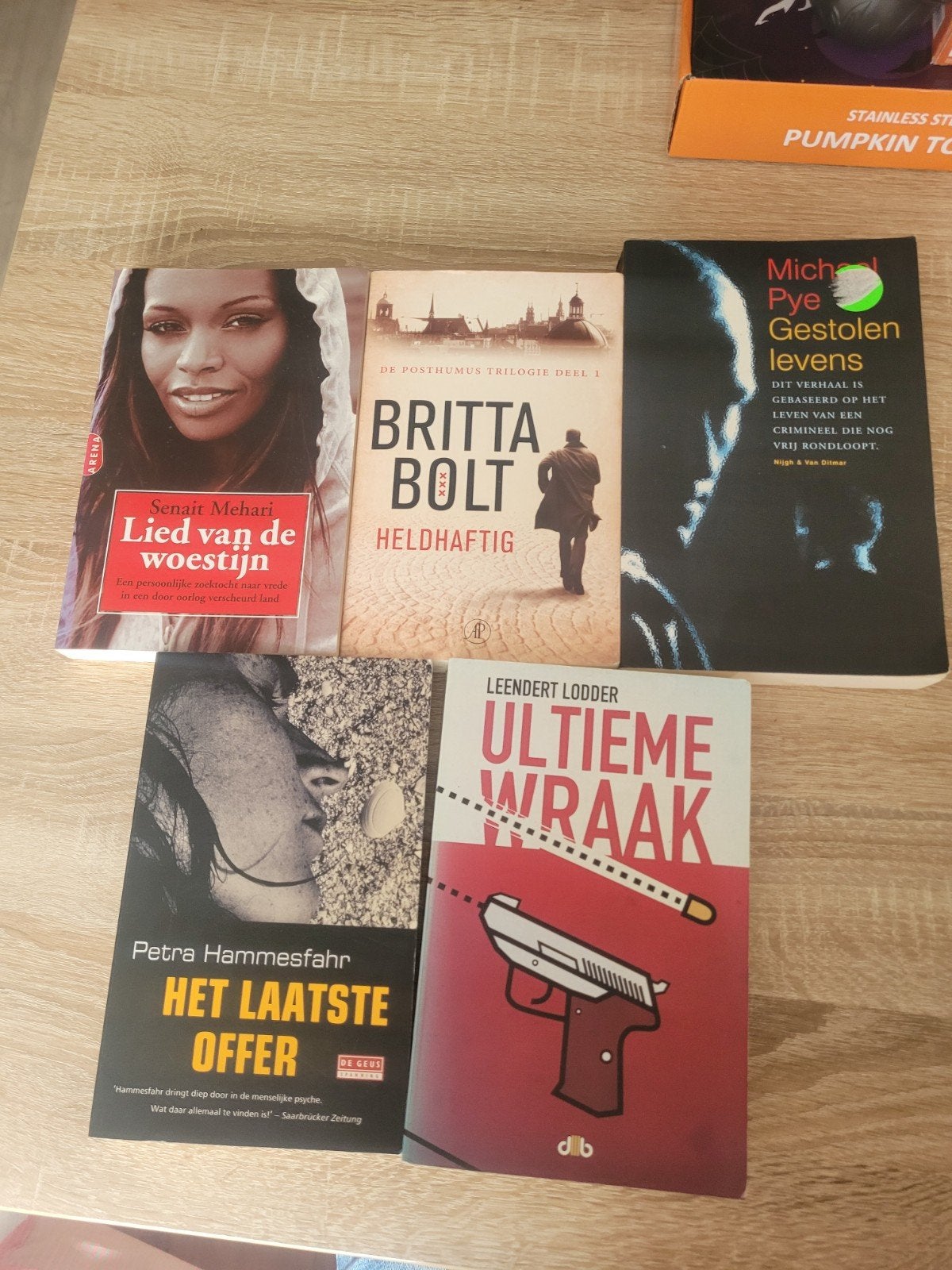 5 thrillers, Ophalen of Verzenden, Gelezen, Leendert lodder
