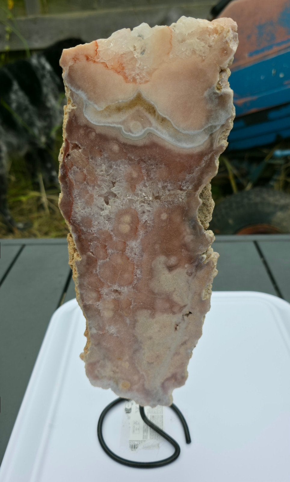 Mooie grote roze Chalcedoon (roze Amethist handelsnaam), Ophalen of Verzenden, Mineraal