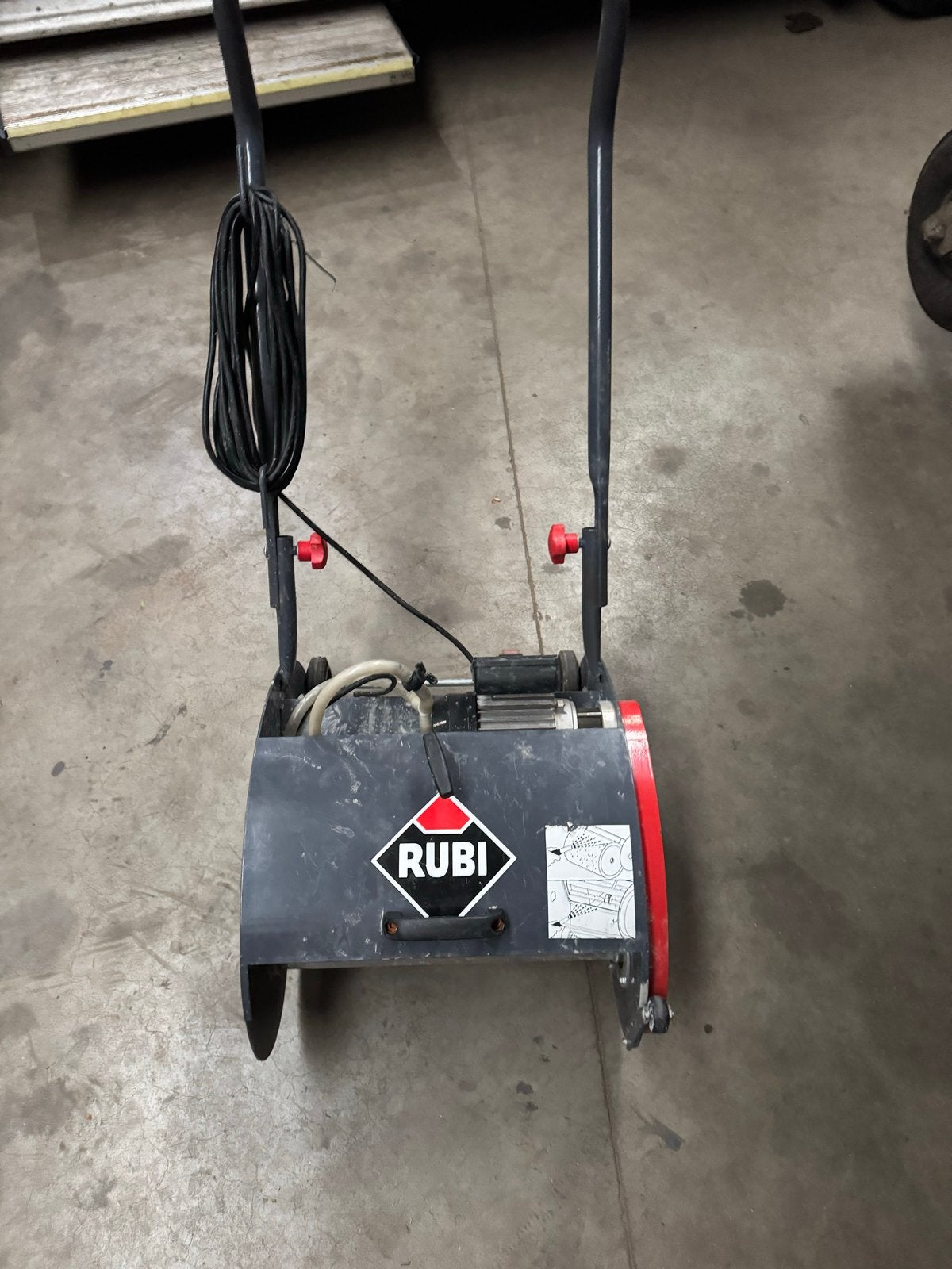Rubi Spomatic Kuismachine/Sponsmachine, Ophalen of Verzenden